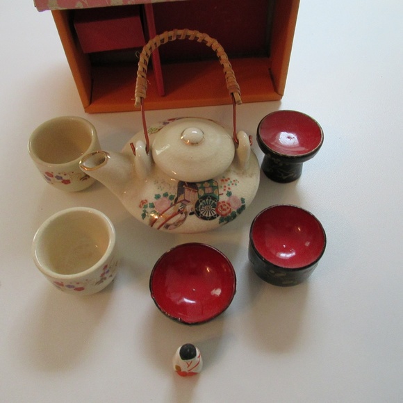 Vintage Japanese mini Tea set - Picture 4 of 8